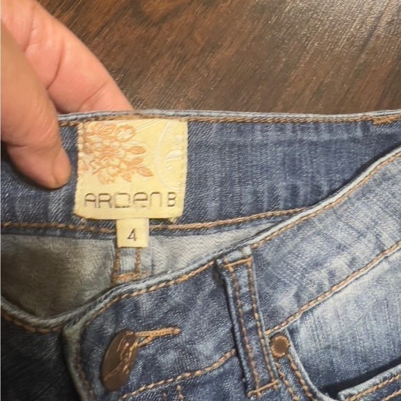 ARDEN B women’s distressed Cropped Pants Size 4 26 x 31 EUC vintage Y2K fashion - Picture 5 of 11